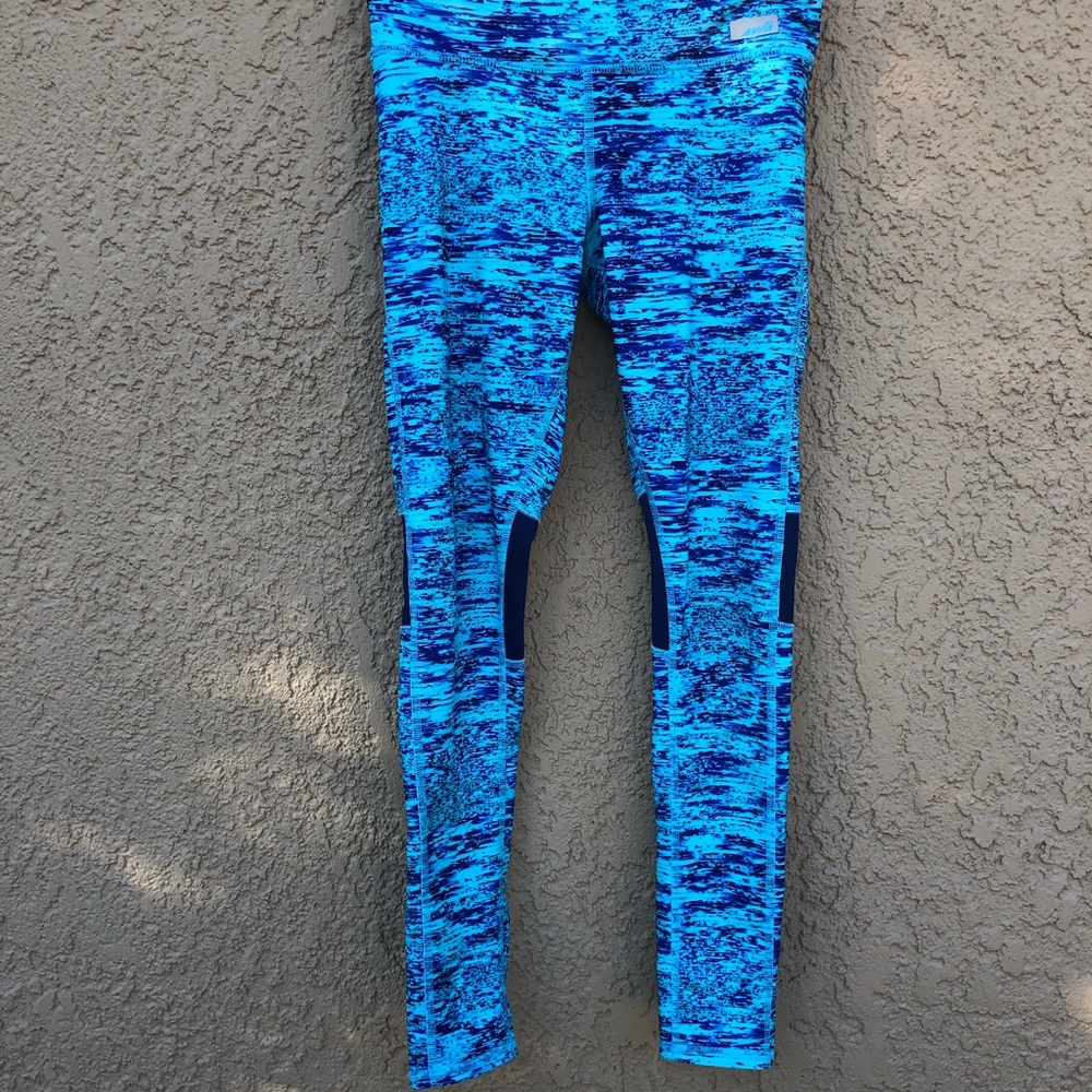 Blue pattern leggings